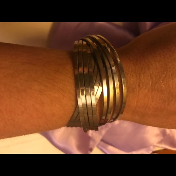 12 silver bangles - Picture 3 of 4
